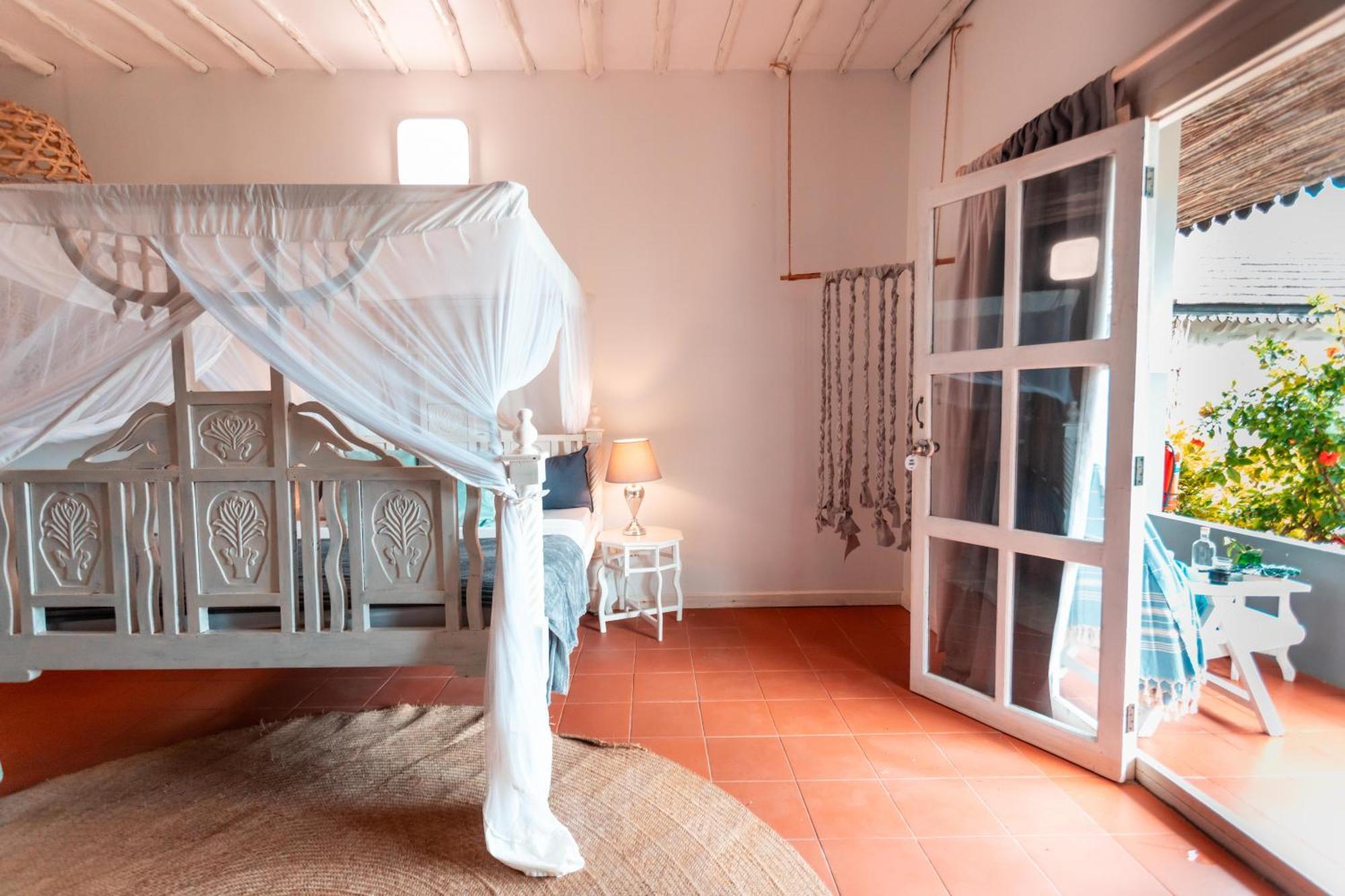 B4 Boutique Hotel Paje Exterior photo