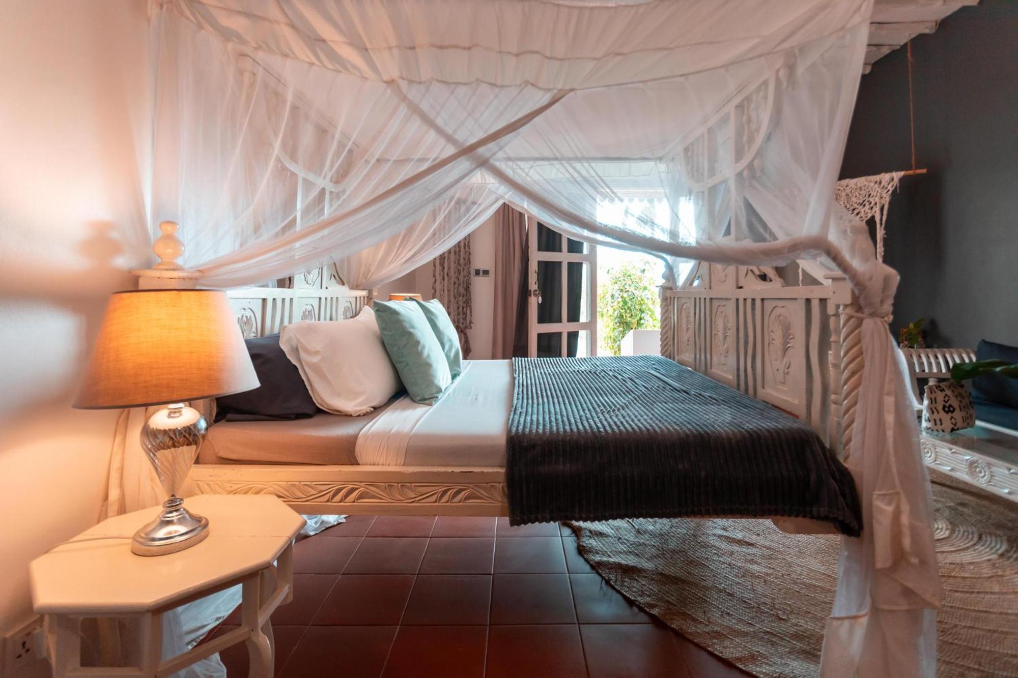 B4 Boutique Hotel Paje Exterior photo
