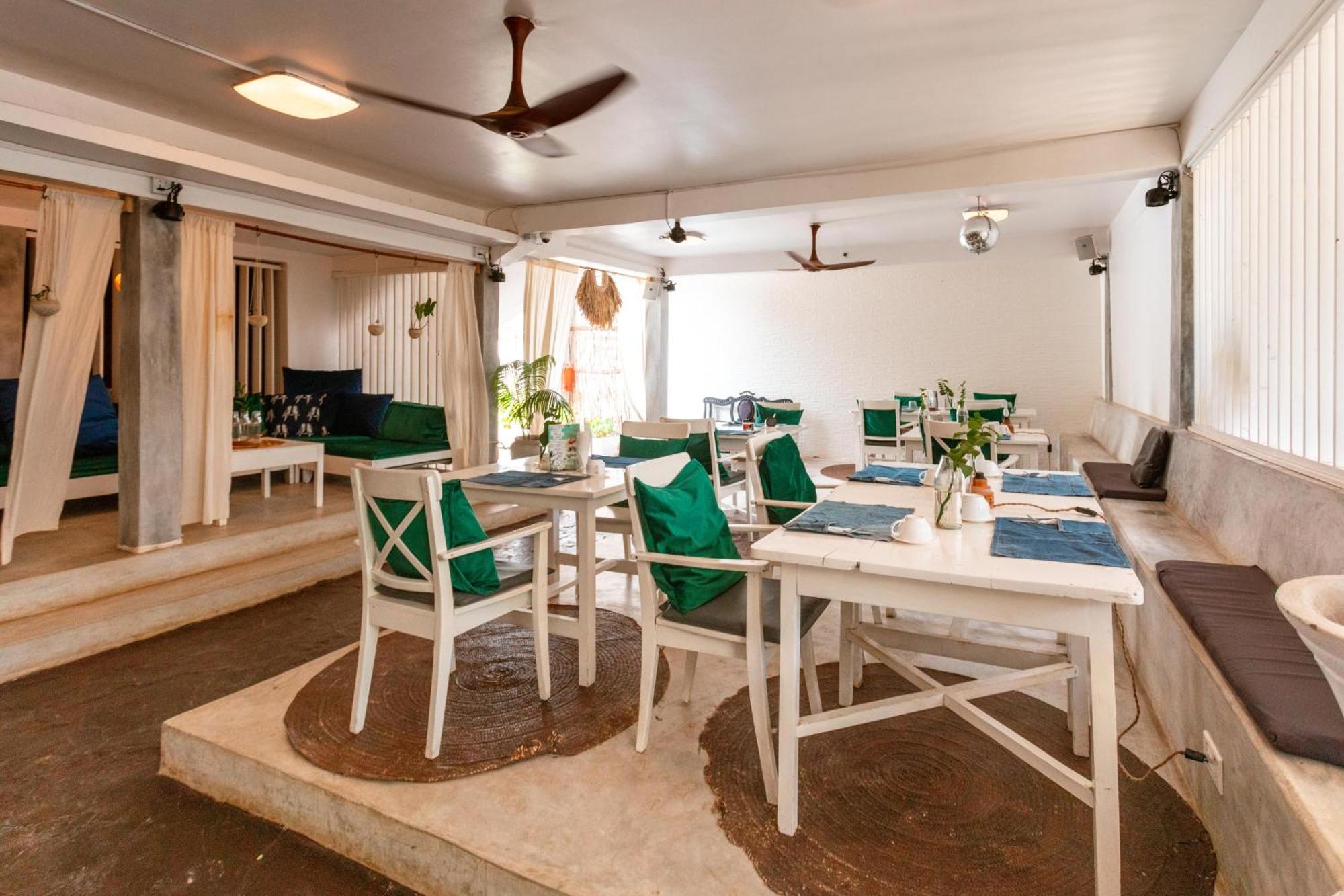 B4 Boutique Hotel Paje Exterior photo